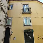 Lisbon, Renovated T2 Near Rossio דירה